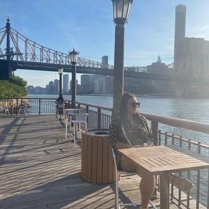 Meet your Posher, Fannika